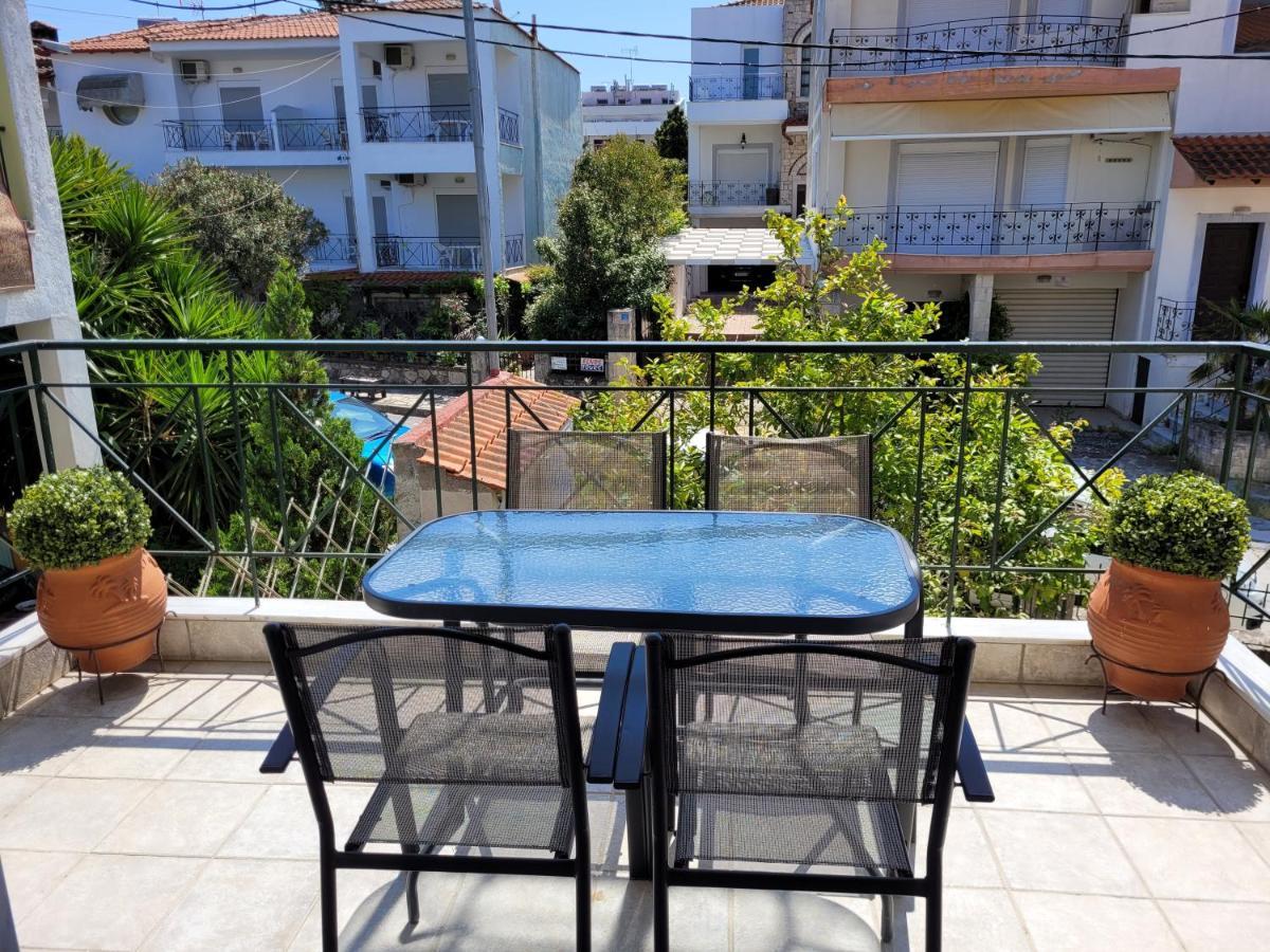 Ferienwohnung Anris & Dianas Dom - In A Quiet Part Of The Center Kallithea  Exterior foto